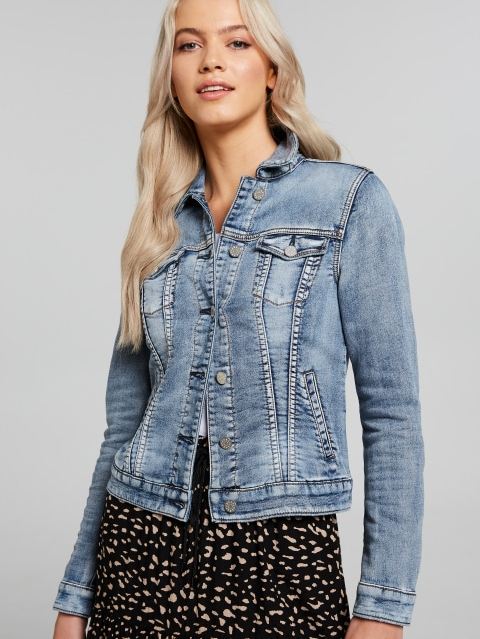 Harchiz Women Amazing Trucker Jacket – Trendy Denim Classic for Everyday Wear
