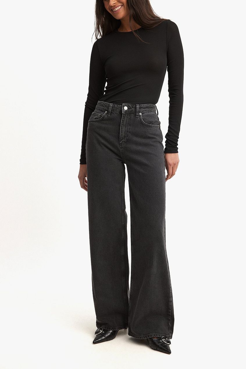 Women Wide High Waist Jeans – Flattering Wide-Leg High-Rise Denim for Pakistan | DOCACCA