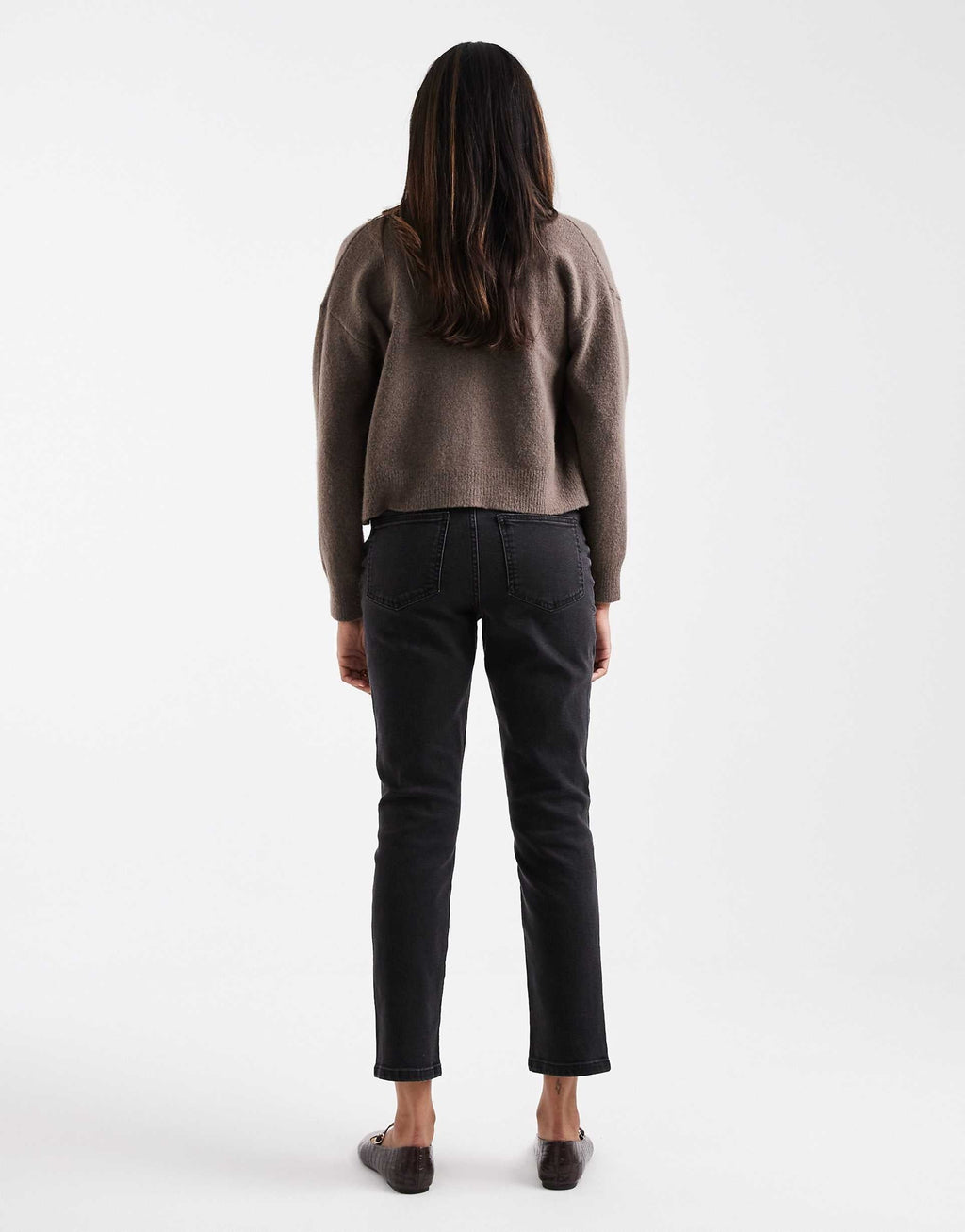 Mom Jeans in Washed Black – High-Waist Relaxed Fit Denim for Women in Pakistan | DOCACCA