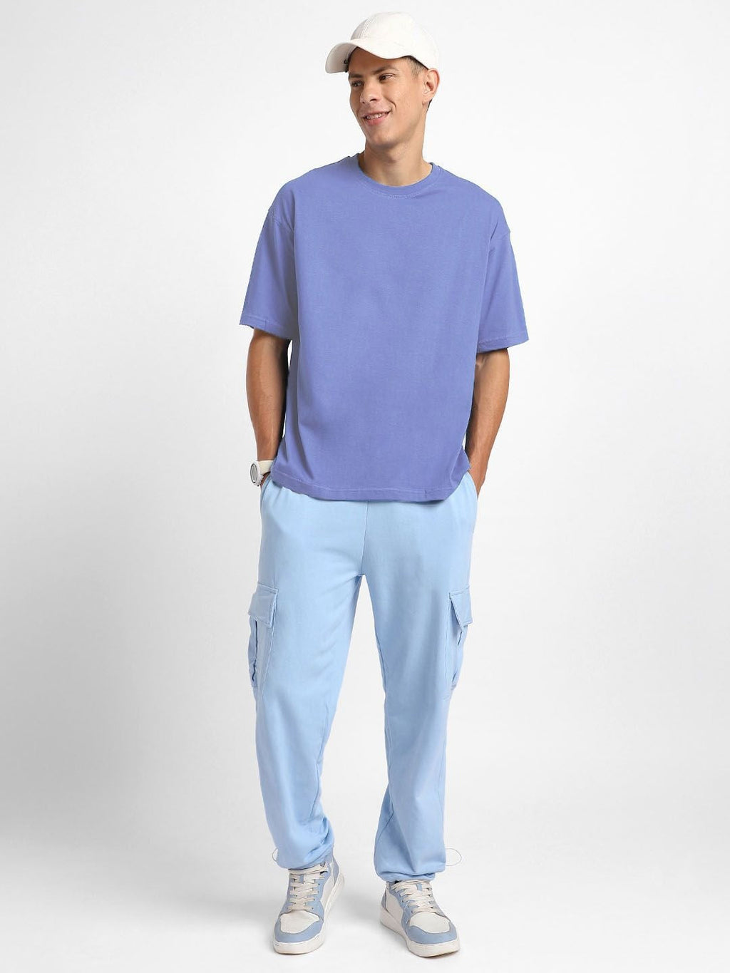 Round Neck Drop-Shoulder Short Sleeves Oversized Cotton T-Shirt for Men in Pakistan | HARCHIZ