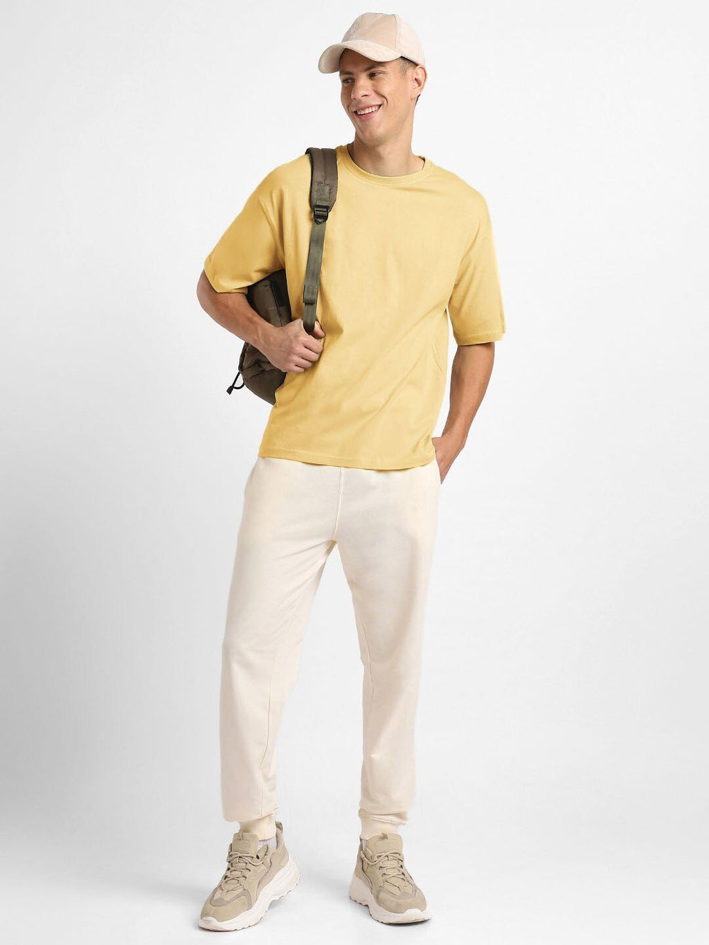 Round Neck Cotton Oversized T-Shirt for Men in Pakistan | HARCHIZ