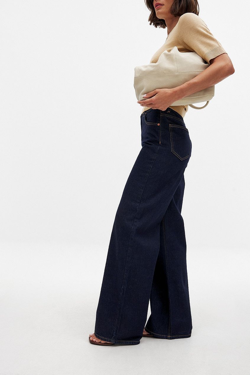 Women Wide High Waist Jeans – Flattering Wide-Leg, Tummy-Smoothing, All-Day Comfort Denim for Pakistan | DOCACCA