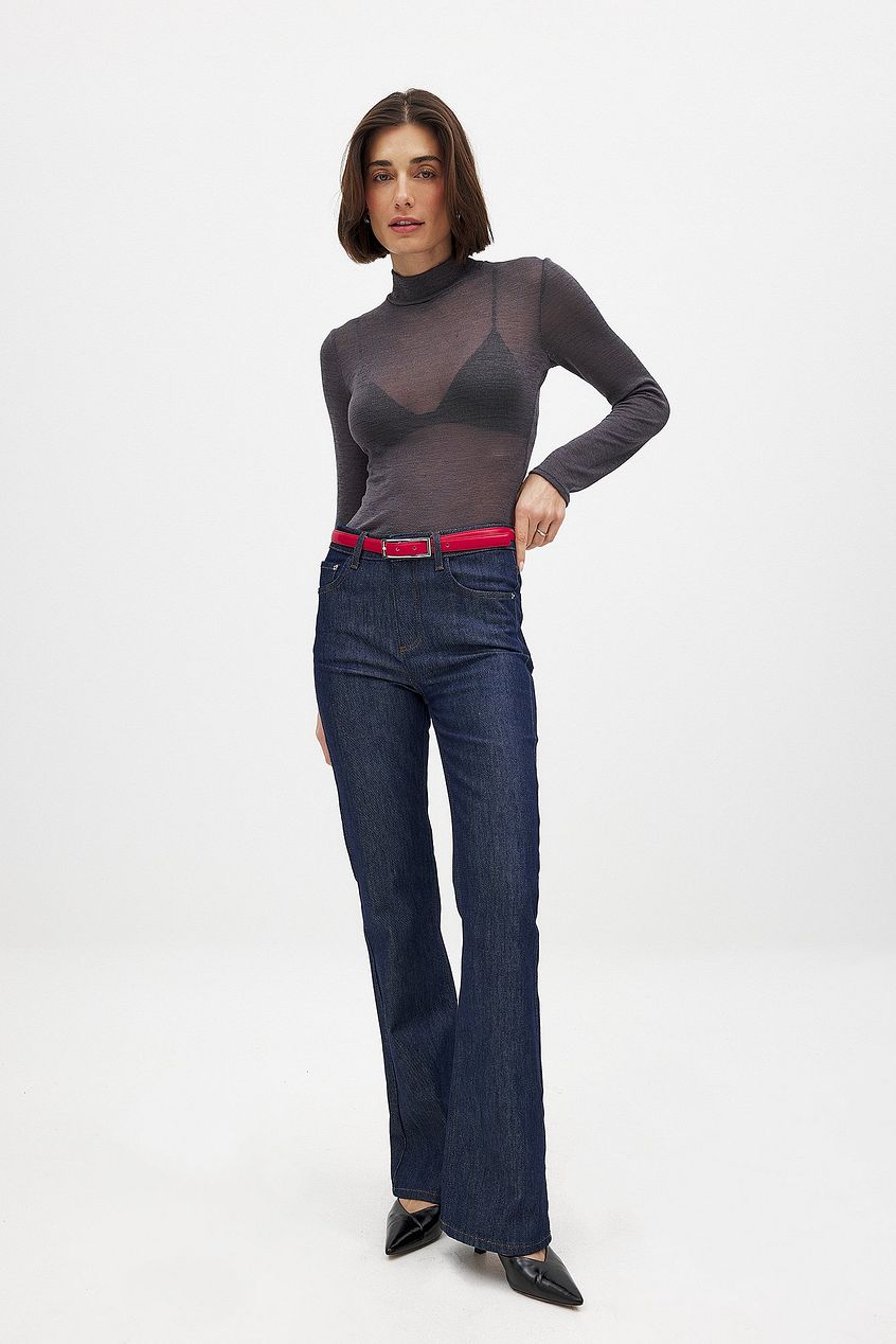 Women High Waist Flared Denim – Leg-Lengthening, Breathable Jeans for Pakistan | DOCACCA