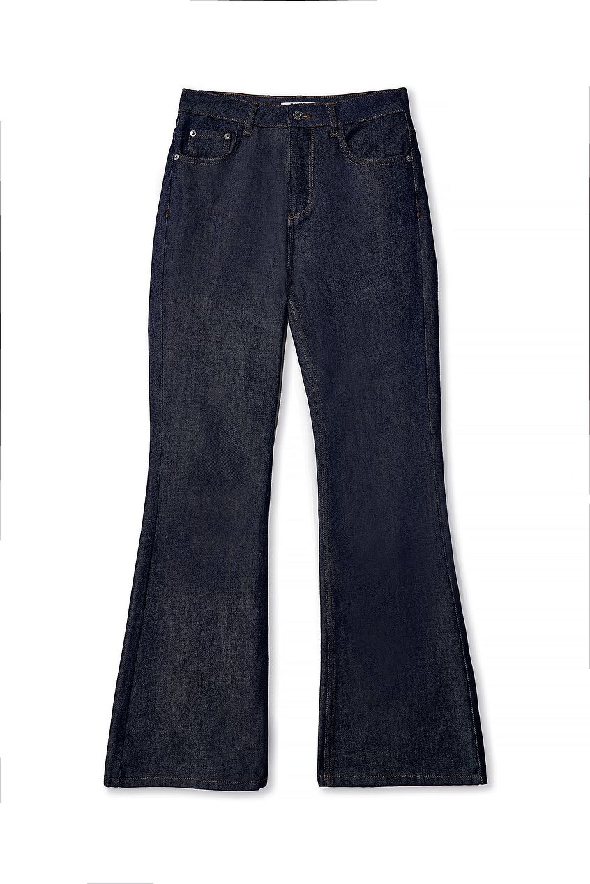 Women High Waist Flared Denim – Leg-Lengthening, Breathable Jeans for Pakistan | HARCHIZ
