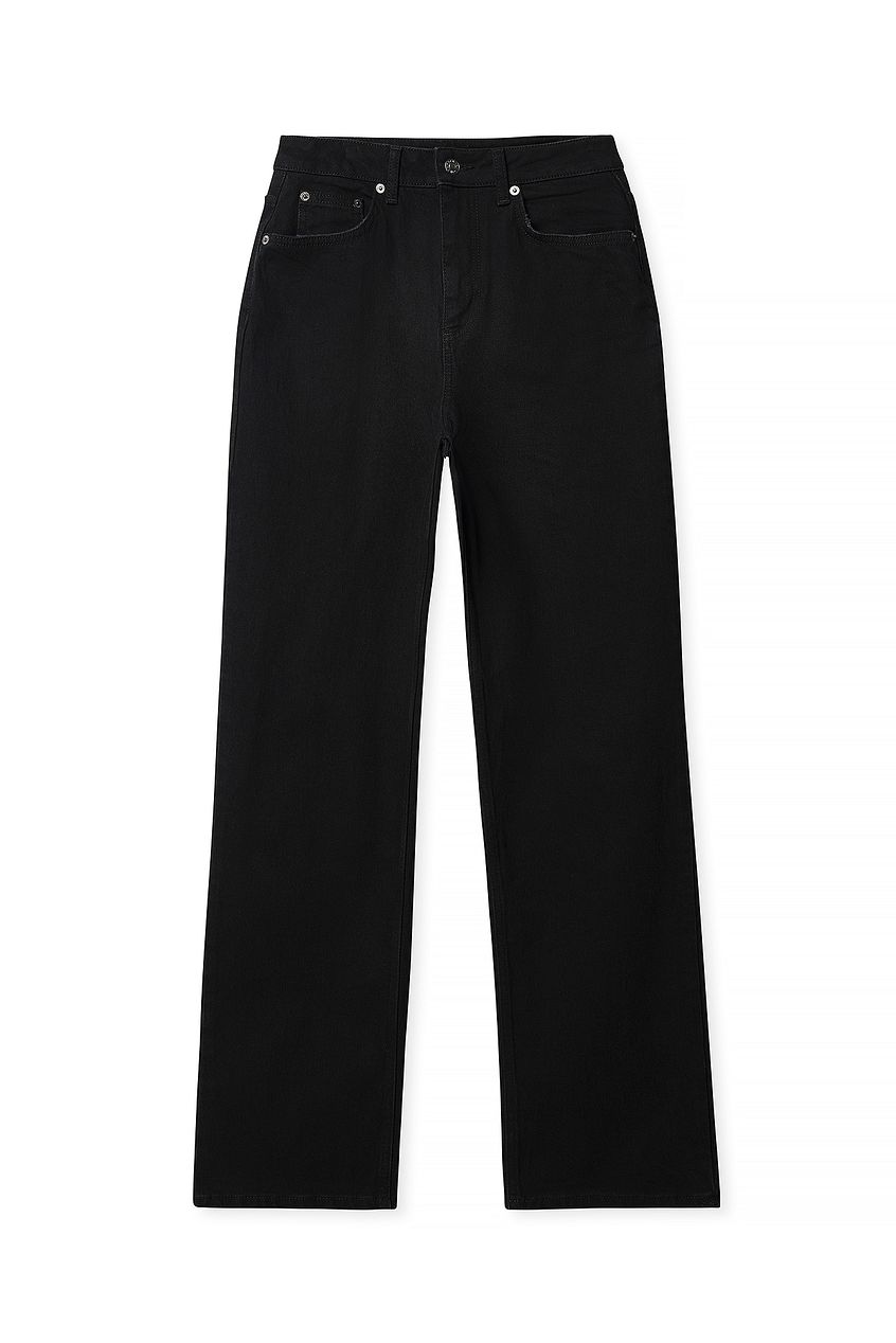 Women Straight High Waist Jeans – Classic High-Rise Straight Leg for Pakistani Women | HARCHIZ