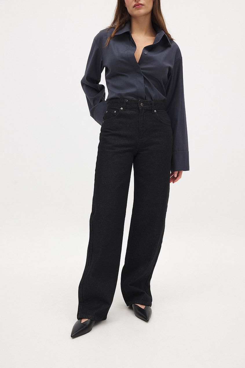 Women Straight Mid Waist Jeans – Comfortable Mid-Rise Straight Fit for Pakistani Women | DOCACCA