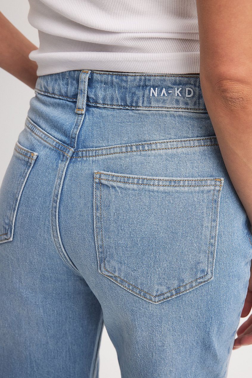Women Straight High Waist Jeans – Classic High-Rise Straight Leg Denim for Pakistani Women | HARCHIZ