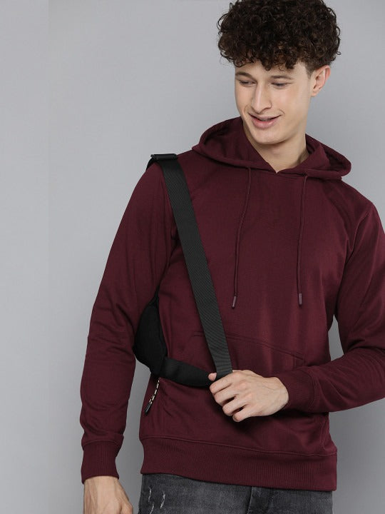 Men Burgundy Hooded Pullover Sweatshirt – Stylish Winter Wear in Pakistan