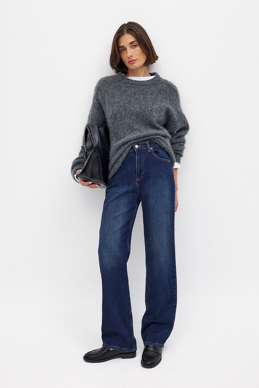 Women Straight High Waist Jeans – Timeless High-Rise Straight Leg Denim for Pakistani Women | HARCHIZ