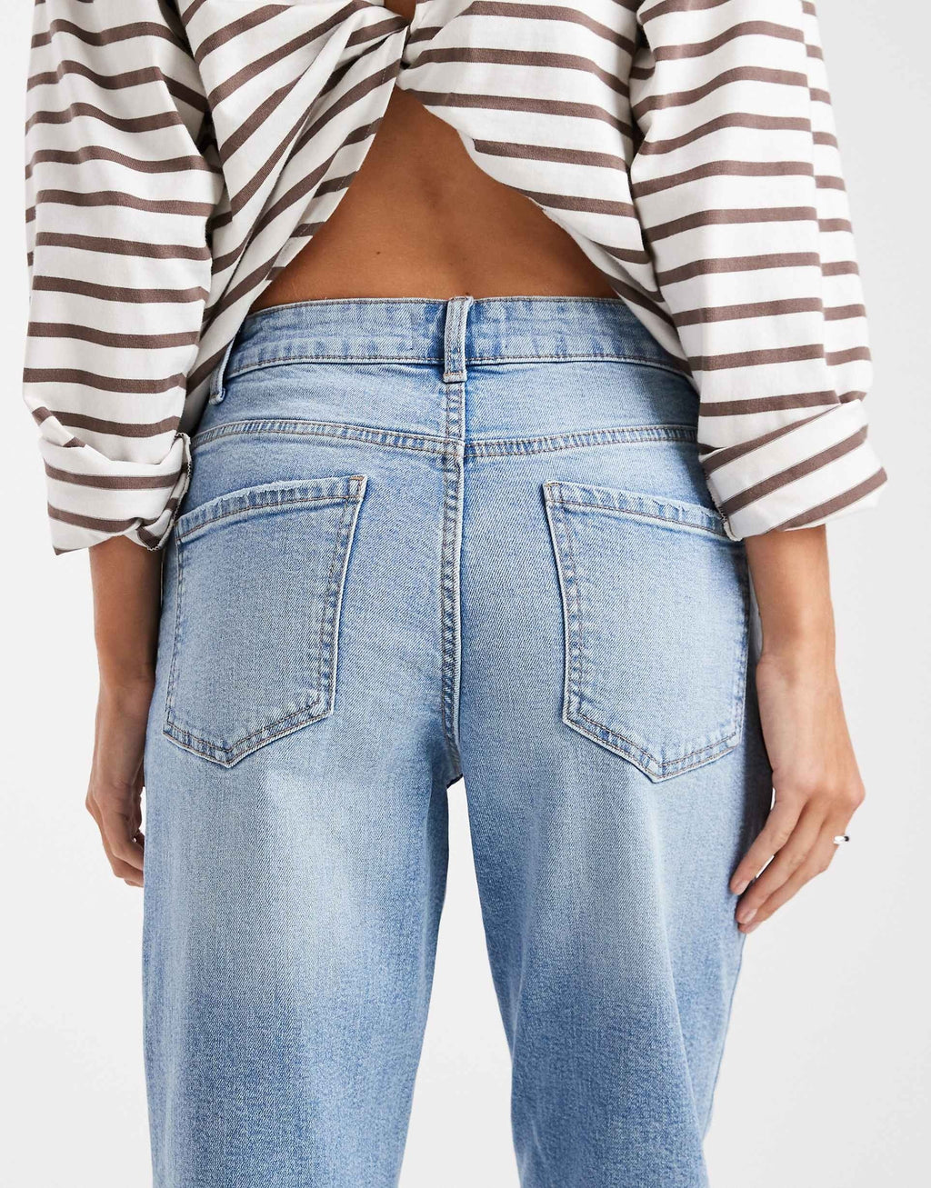 Mom Jeans in Mid Blue – High Waist Vintage Fit Denim for Women in Pakistan | DOCACCA