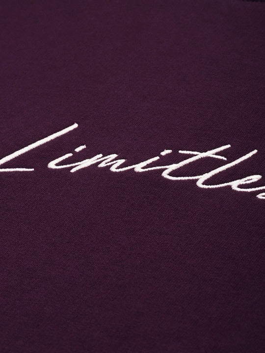 Men Embroidered Hooded Relaxed Fit Sweatshirt – Stylish Winter Hoodie in Pakistan