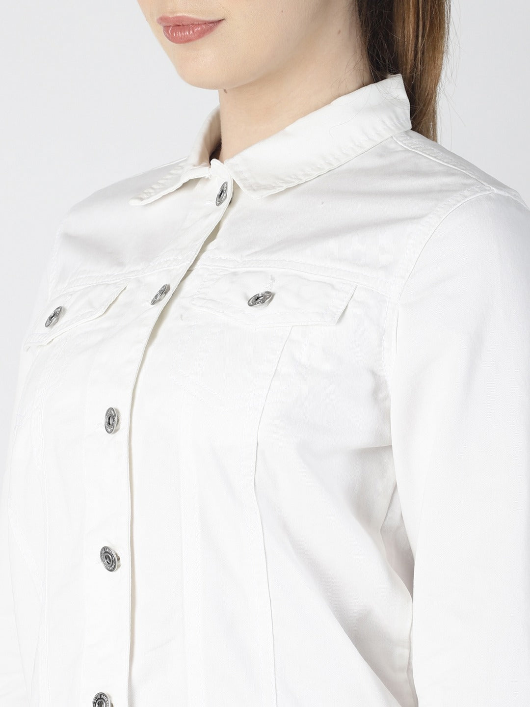 Harchiz Women’s White Solid Jacket – Fresh, Chic & Perfectly Polished