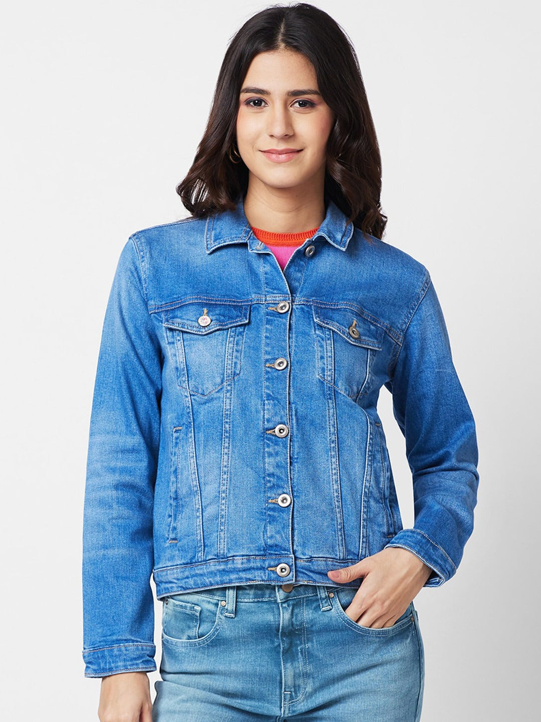 Washed Cotton Denim Jacket for Women – Stylish, Breathable Everyday Layer in Pakistan | HARCHIZ