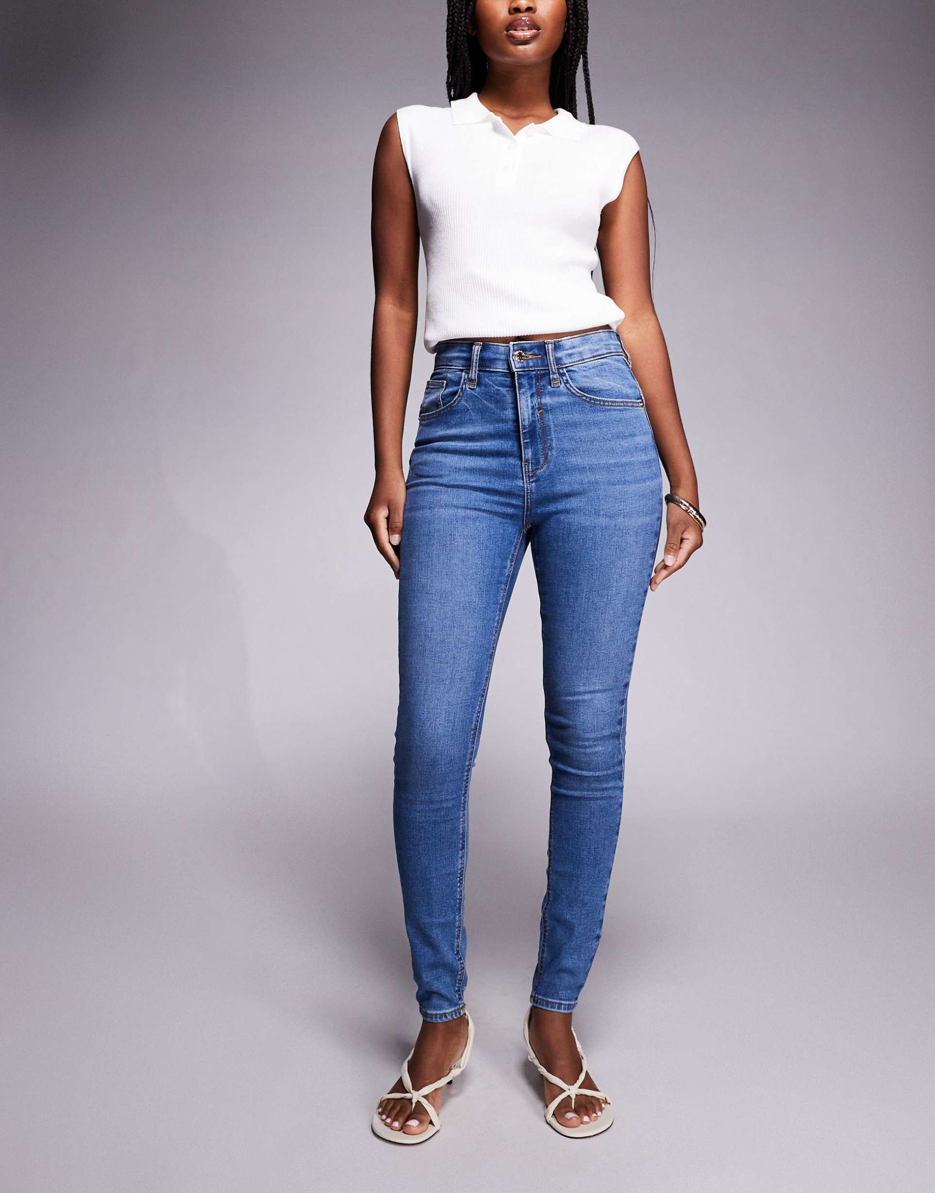 Skinny Jean in Medium Denim – Slim Fit Stretchable Jeans for Men in Pakistan | DOCACCA
