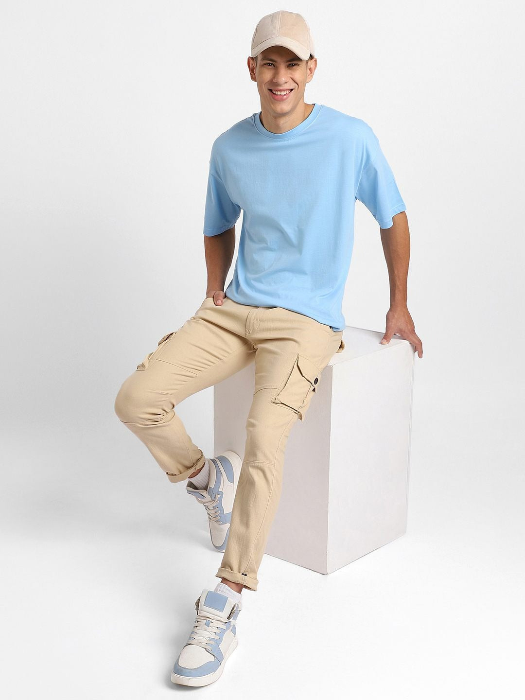 Round Neck Short Sleeves Oversized Cotton T-Shirt for Men in Pakistan – Breathable Summer Wear by HARCHIZ