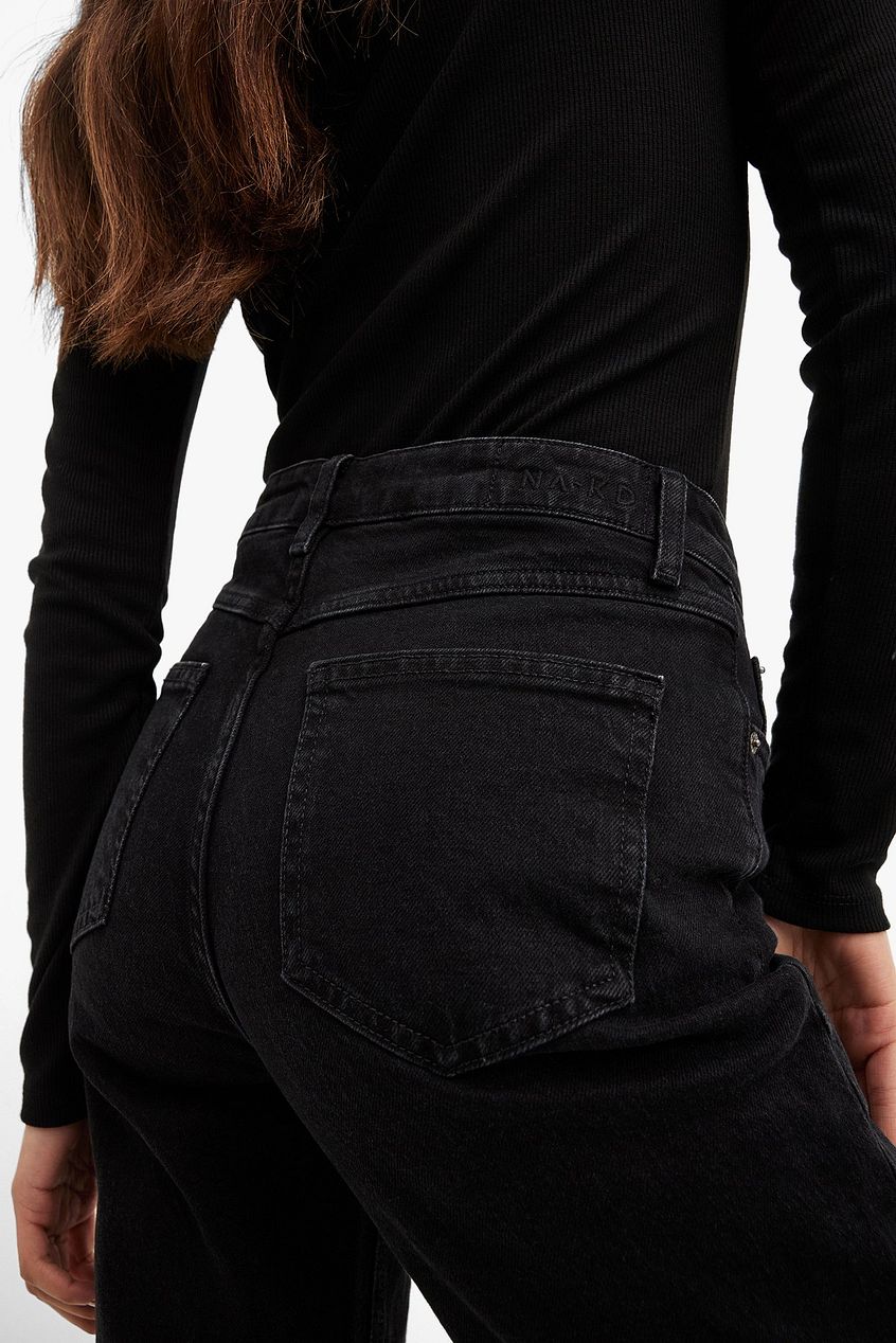 Mom High Waist Jeans for Women – Flattering High-Rise, Vintage Taper & Everyday Comfort in Pakistan | HARCHIZ