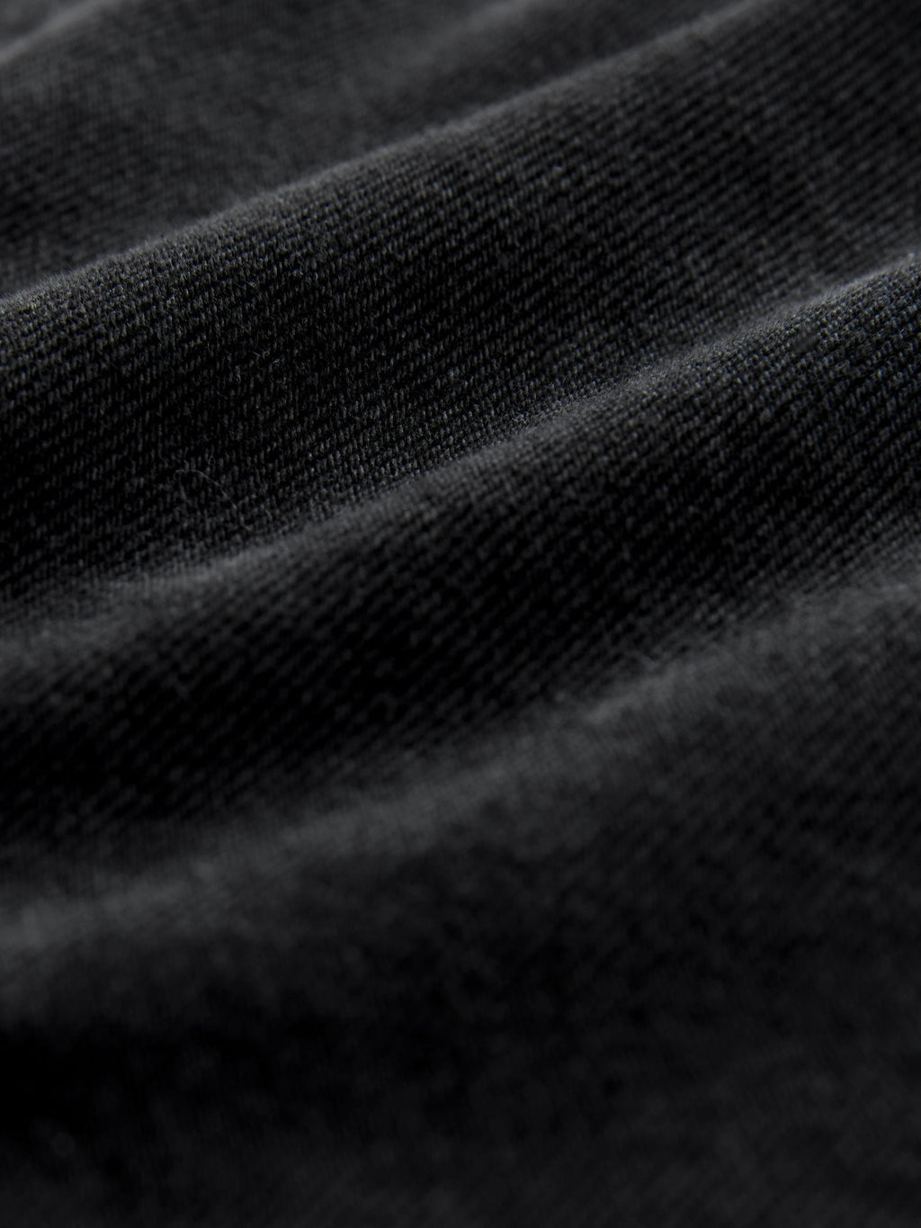 Women Black Wide Leg Jeans – Trendy High Waist Denim Pants for Pakistan | HARCHIZ