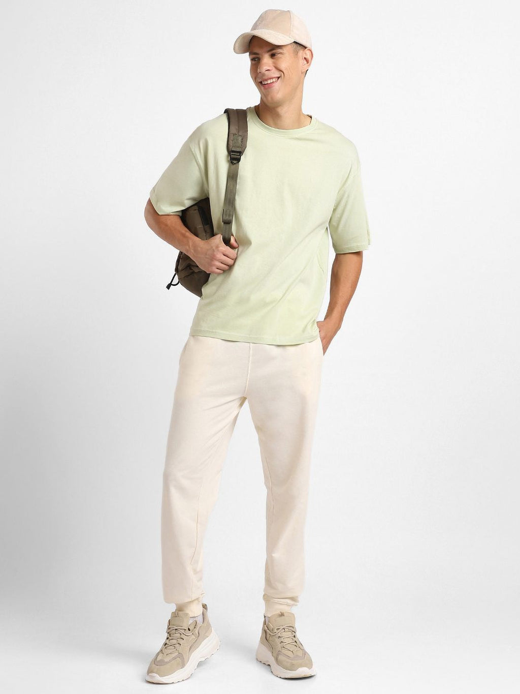 Round Neck Short Sleeves Oversized Cotton T-Shirt for Men in Pakistan | HARCHIZ