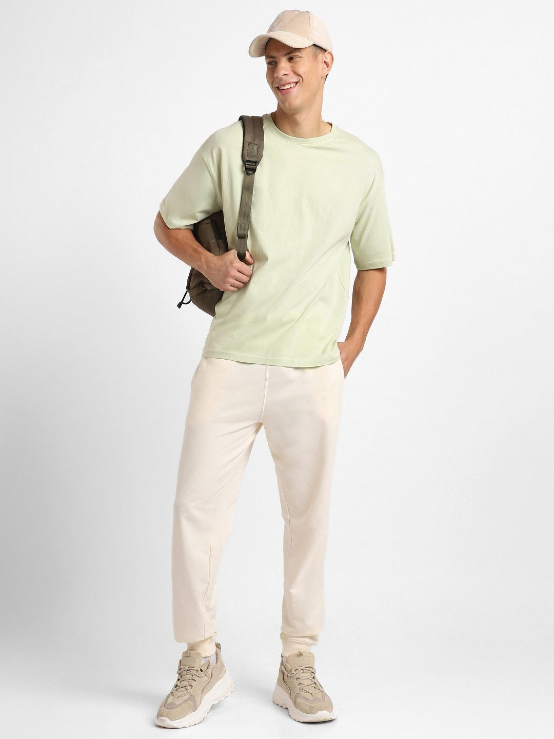 Round Neck Short Sleeves Oversized Cotton T-Shirt for Men in Pakistan | HARCHIZ