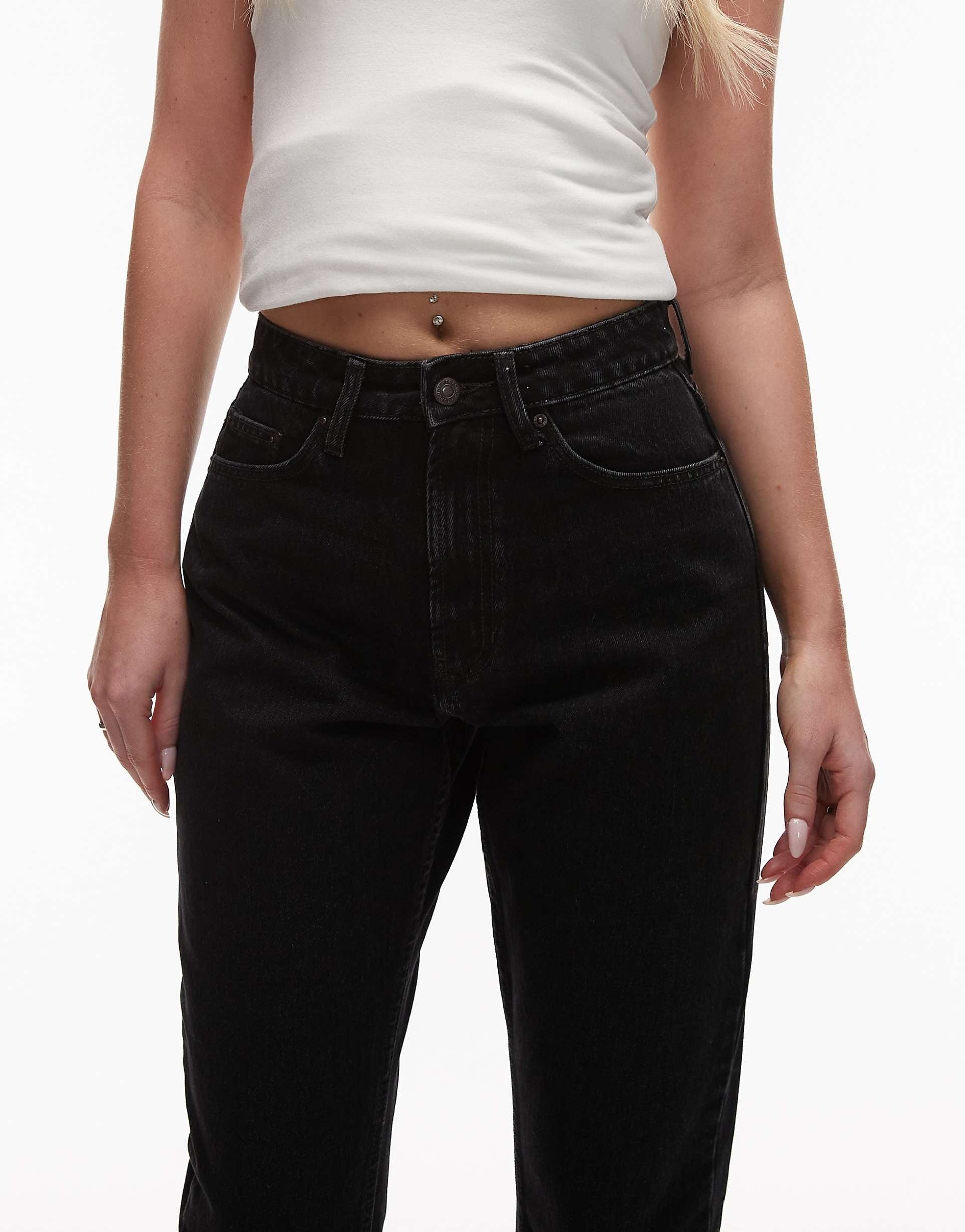 Mom Jeans in Washed Black – High-Waist Relaxed Fit Denim for Women in Pakistan | DOCACCA