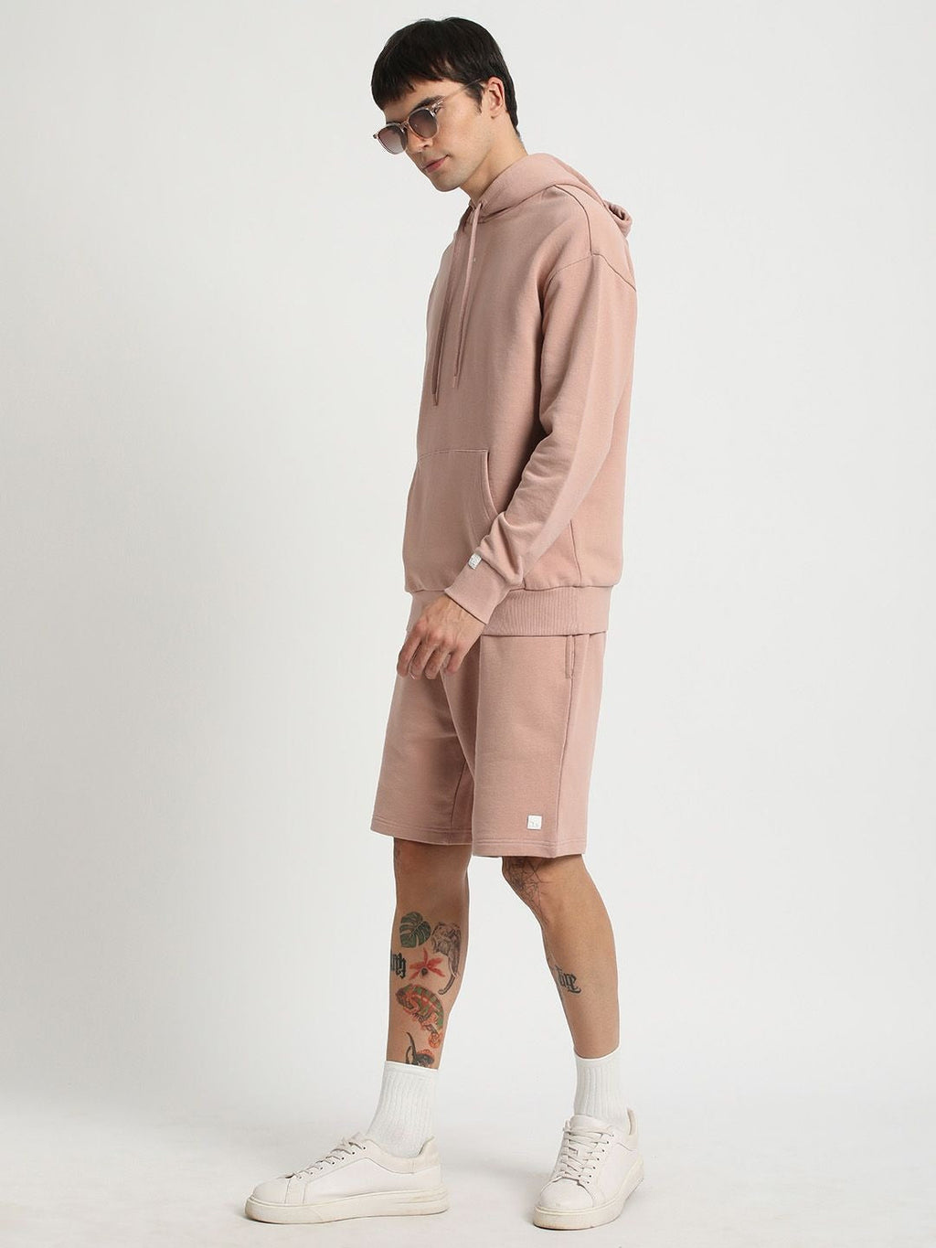 Hooded Pure Cotton Pullover Sweatshirt for Men – Comfortable Winter Wear in Pakistan | HARCHIZ