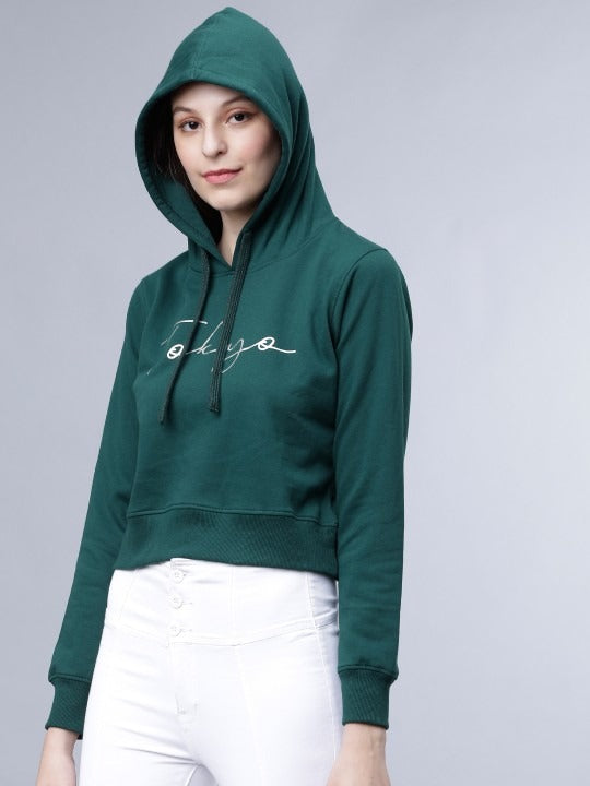 Women Green Printed Hooded Olive Green Hoodie – Stylish Winter Wear in Pakistan | HARCHIZ
