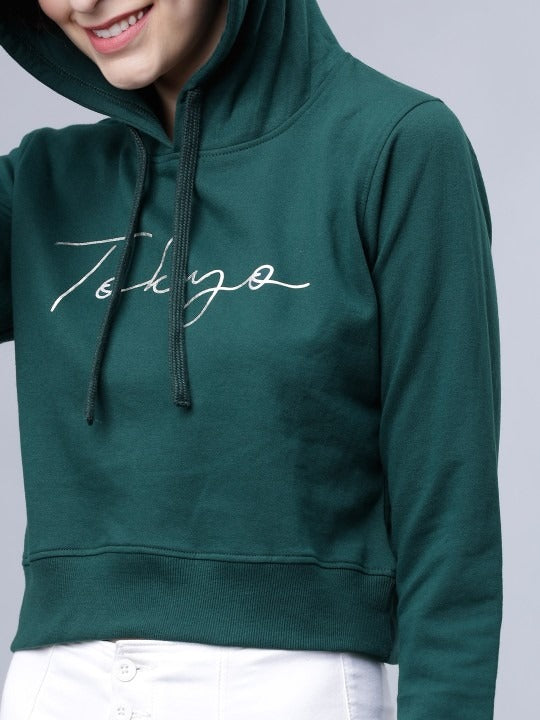 Women Green Printed Hooded Olive Green Hoodie – Stylish Winter Wear in Pakistan | HARCHIZ