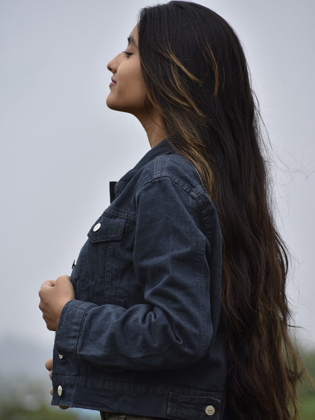 Women Blue Solid Jacket – Versatile Lightweight Outerwear for Pakistan | DOCACCA