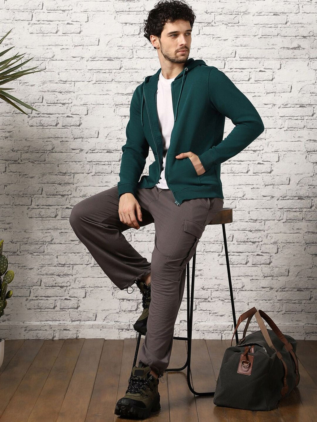 Men Zipper Hooded Sweatshirt – Cotton Fleece Full-Zip Hoodie for Men in Pakistan | HARCHIZ