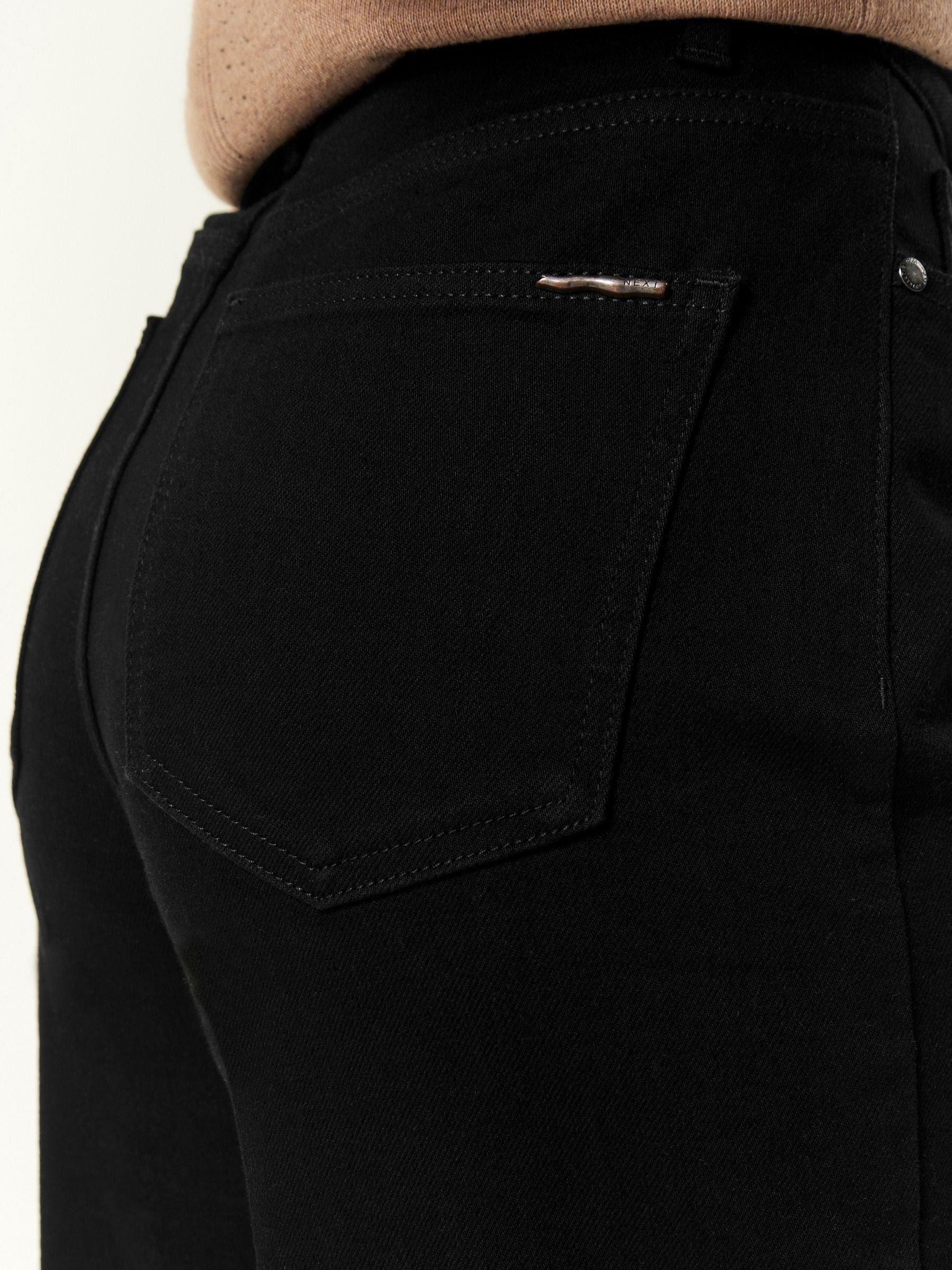 Women Black Wide Leg Jeans – High Waist Loose Fit Denim Pants for Women in Pakistan | HARCHIZ