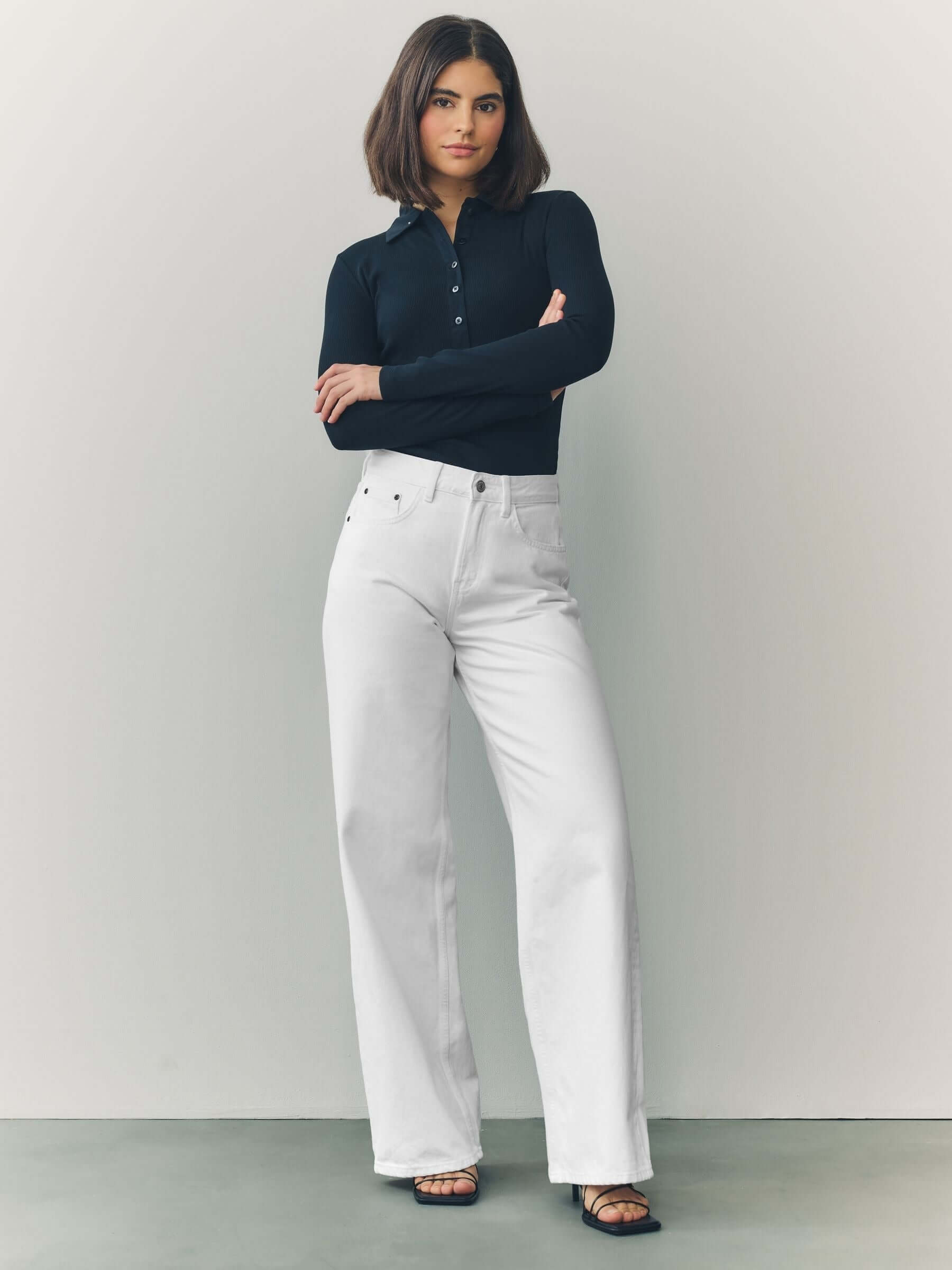 Women White Wide Leg Jeans – Elegant High Waisted Denim Pants for Stylish Outfits in Pakistan | HARCHIZ