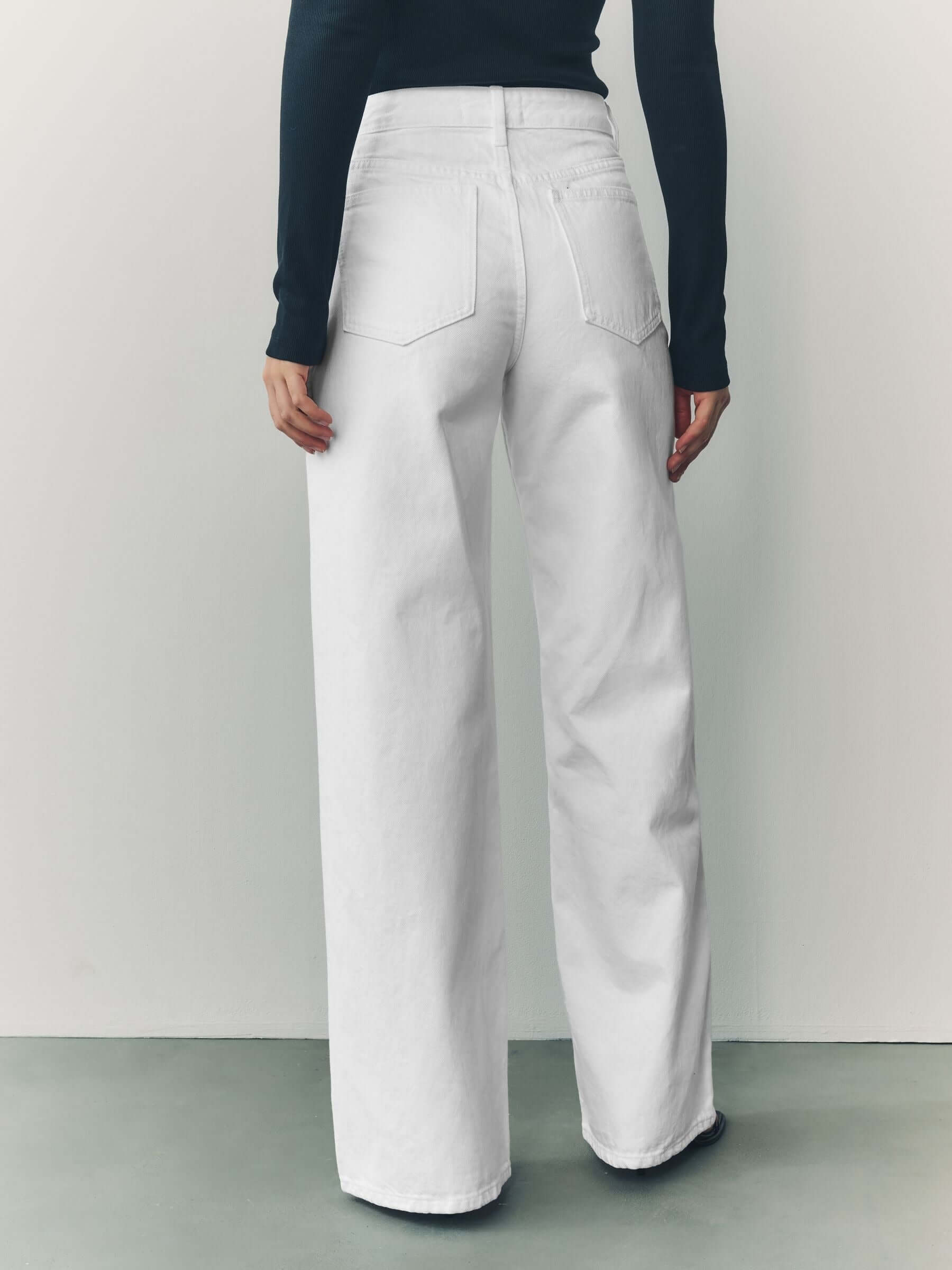 Women White Wide Leg Jeans – Elegant High Waisted Denim Pants for Stylish Outfits in Pakistan | HARCHIZ
