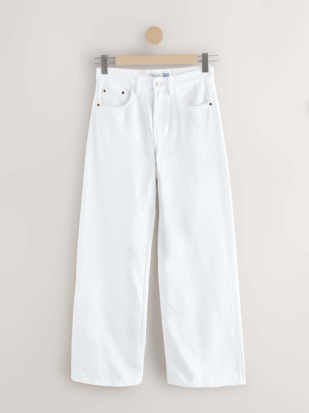 Women White Wide Leg Jeans – Elegant High Waisted Denim Pants for Stylish Outfits in Pakistan | HARCHIZ